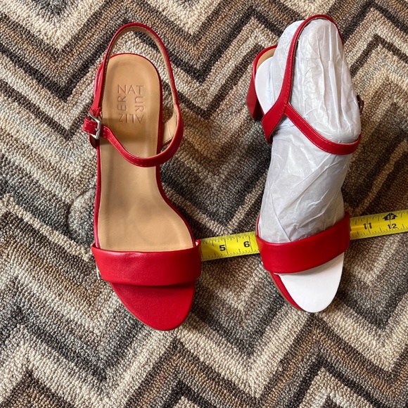 Naturalizer Red Sandal NIB 3 inch heel - Picture 6 of 7